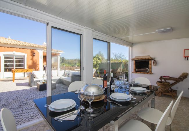 Villa em Boliqueime - Quinta das Yuccas Villa em Boliqueime - Quinta das Yuccas