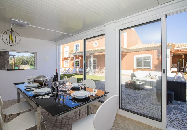 Villa em Boliqueime - Quinta das Yuccas Villa em Boliqueime - Quinta das Yuccas