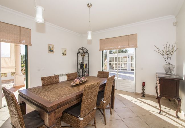 Villa em Boliqueime - Quinta das Yuccas Villa em Boliqueime - Quinta das Yuccas