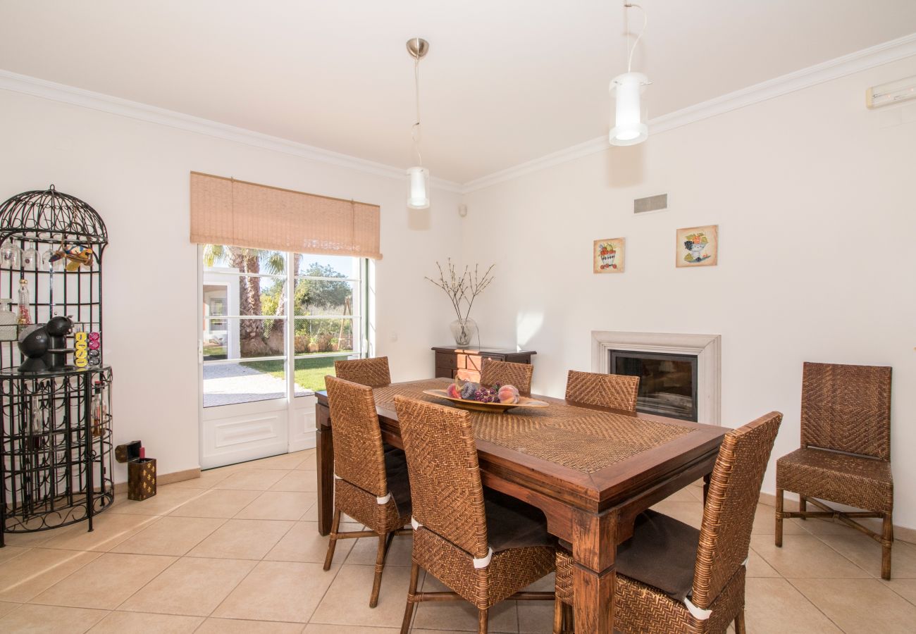 Villa em Boliqueime - Quinta das Yuccas