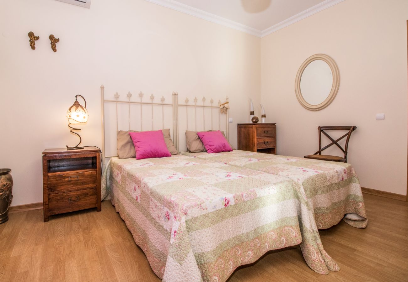 Villa em Boliqueime - Quinta das Yuccas