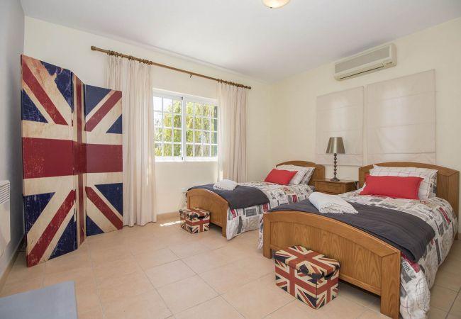 Villa em Almancil - Villa Caravela Villa em Almancil - Villa Caravela