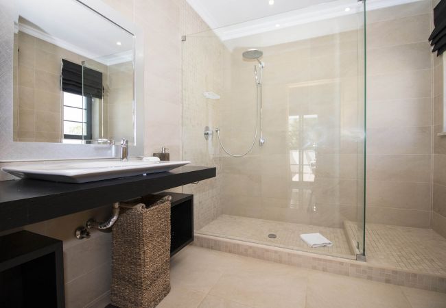 Villa em Almancil - Villa Esmeralda Villa em Almancil - Villa Esmeralda