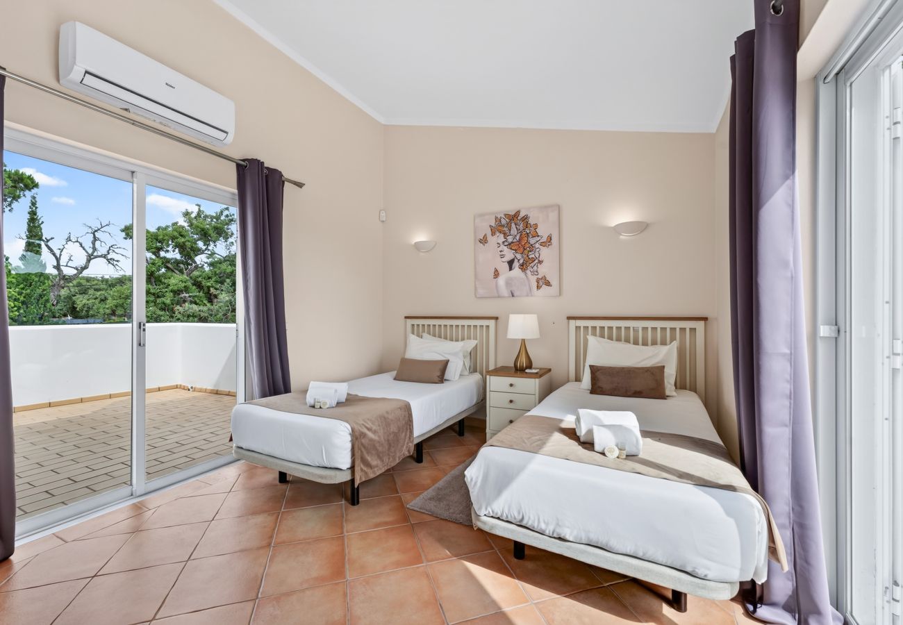 Villa em Almancil - Villa Jasmim