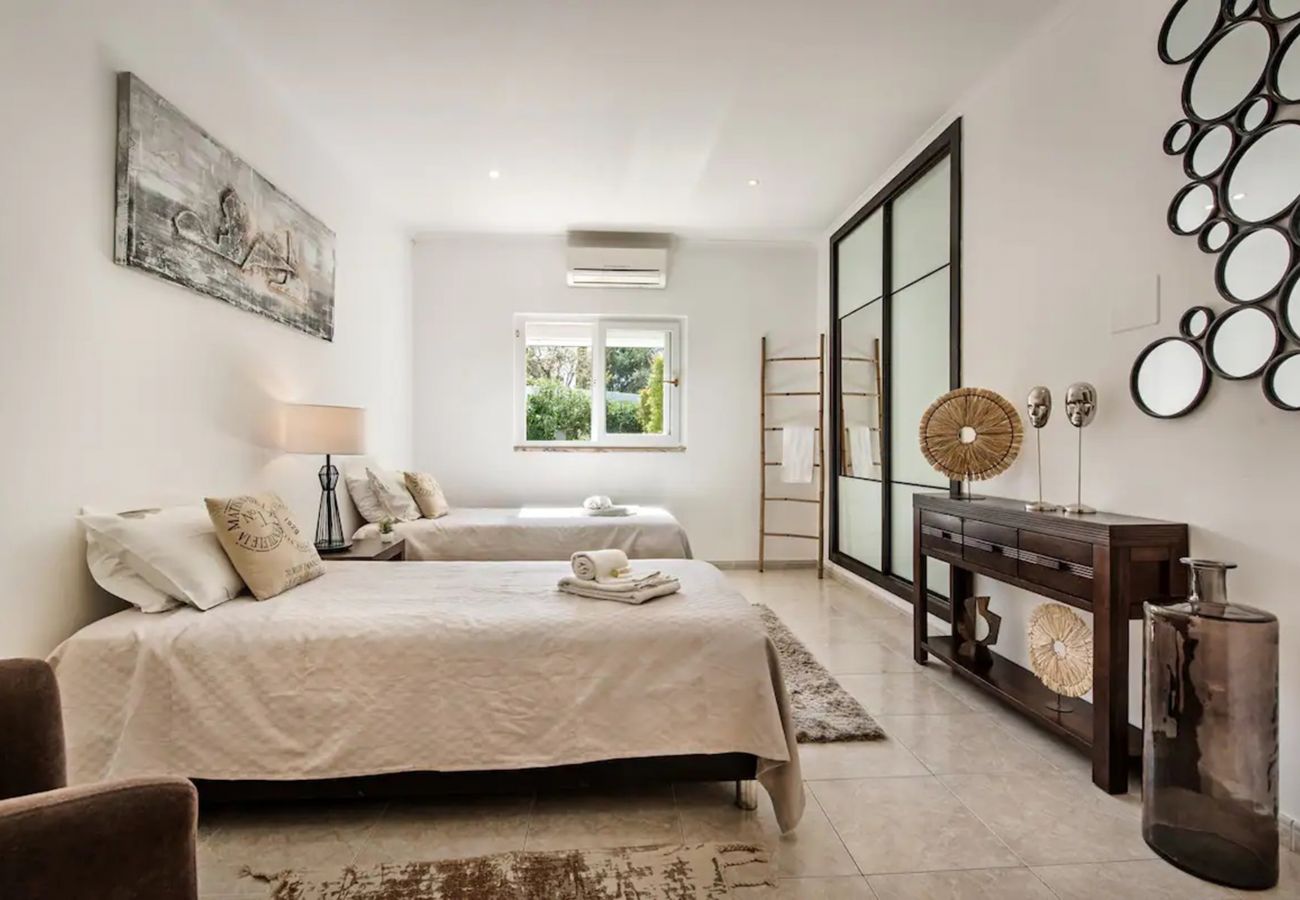 Villa em Loulé - Vivenda 3 Moinhos