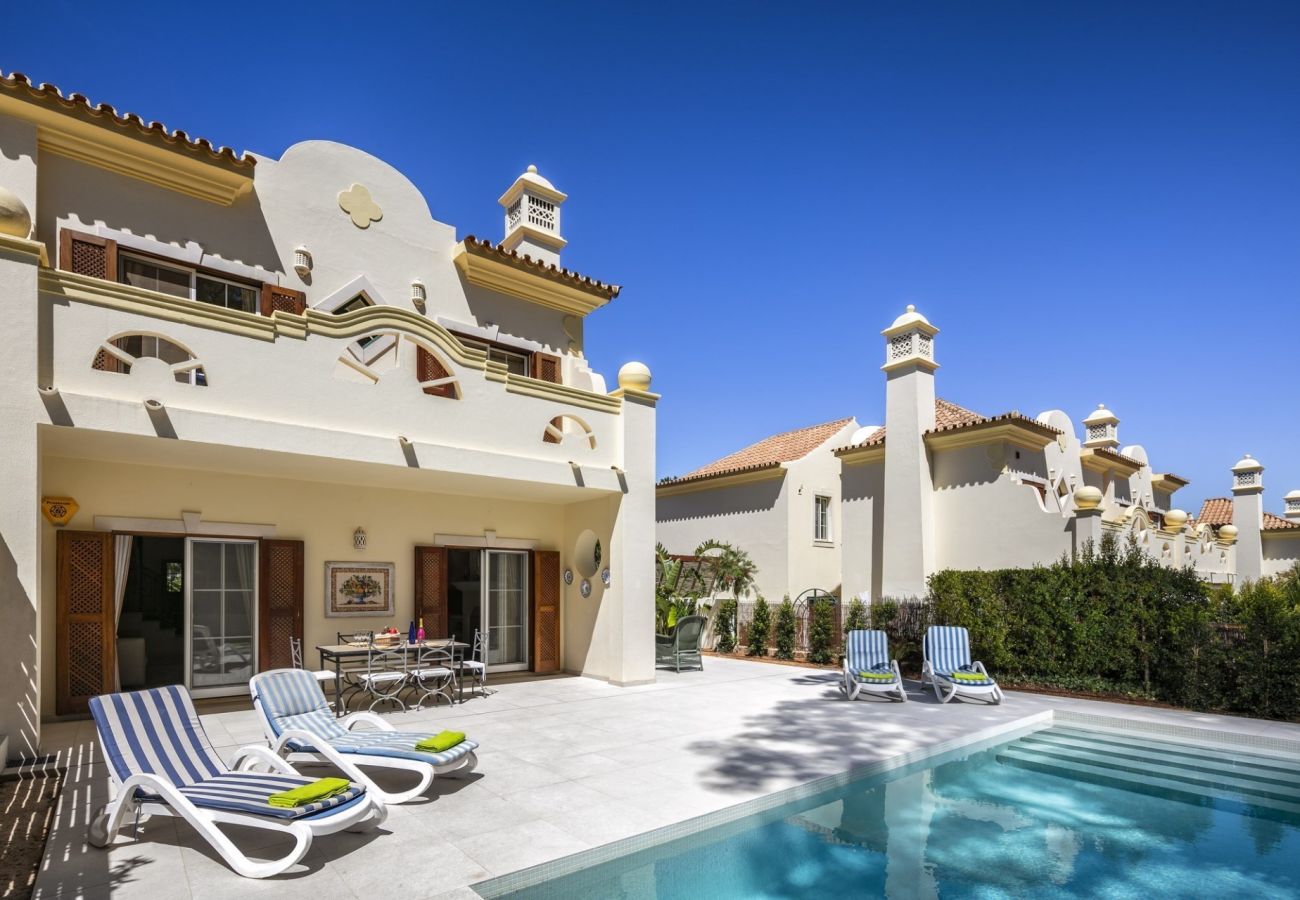 Casa geminada em Quinta do Lago - Casa Altos