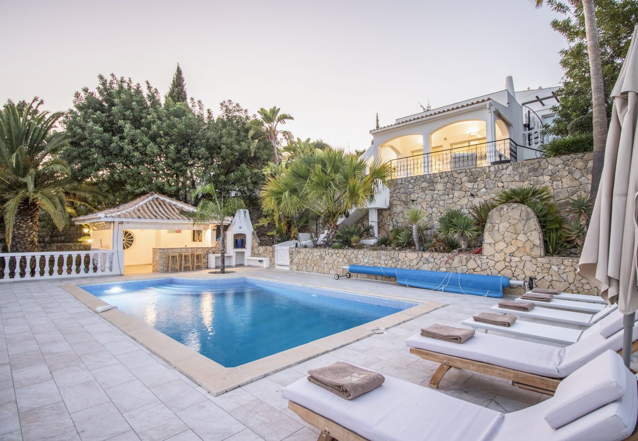 Villa em Faro - Casa Caribe