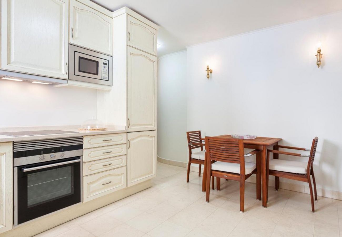 Casa geminada em Budens - Residência Estrela