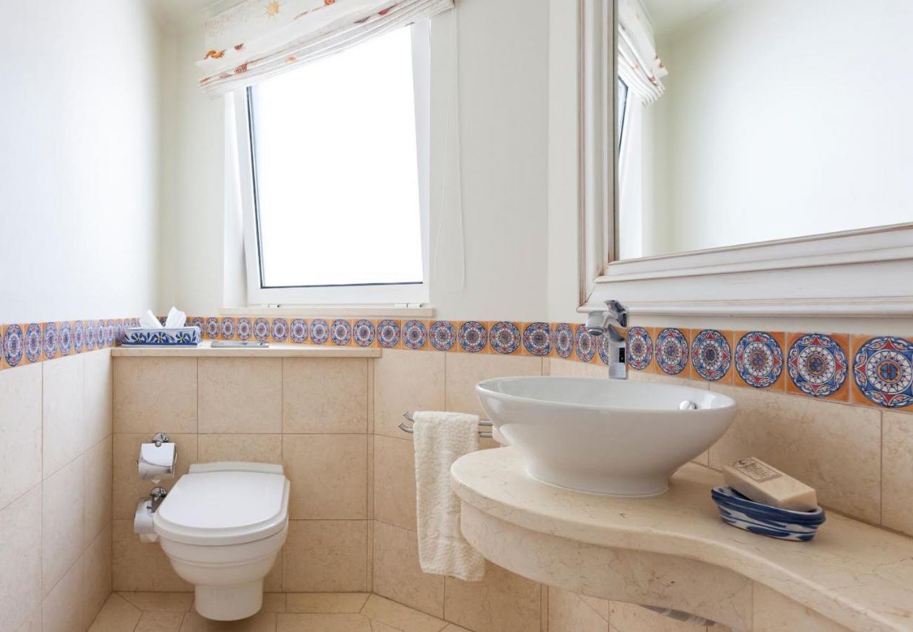 Casa geminada em Budens - Residência Estrela