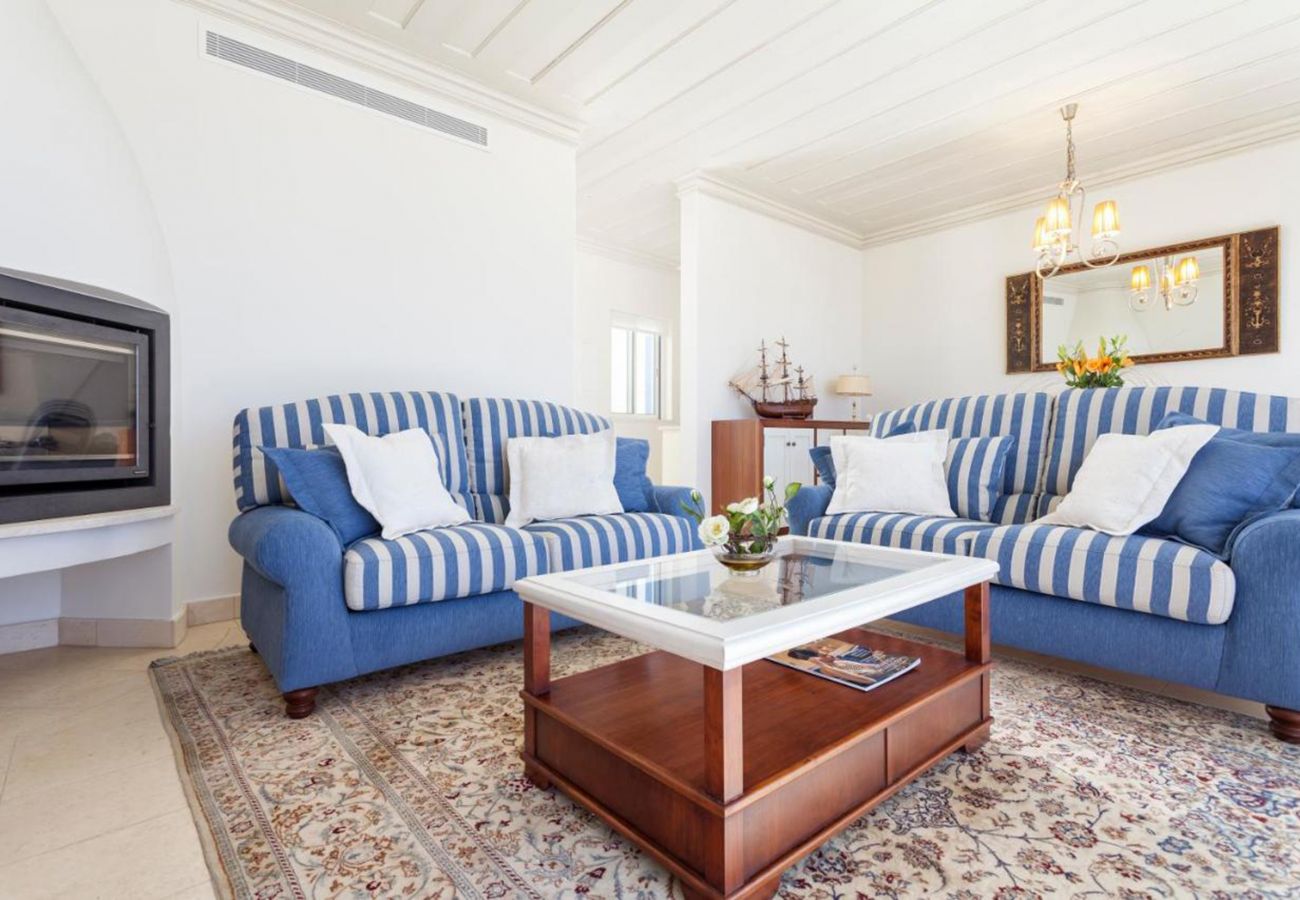 Casa geminada em Budens - Residência Estrela