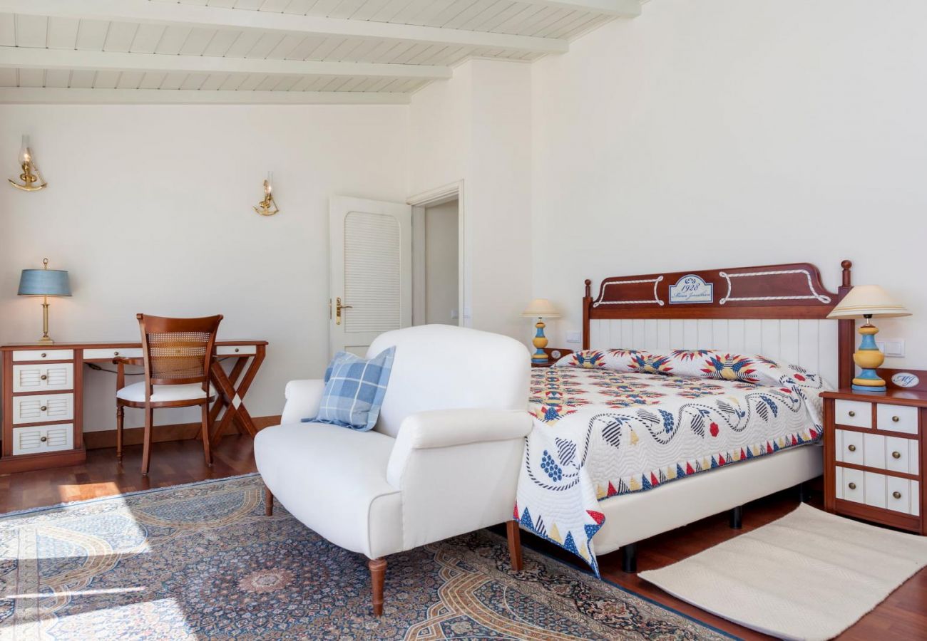 Casa geminada em Budens - Residência Estrela