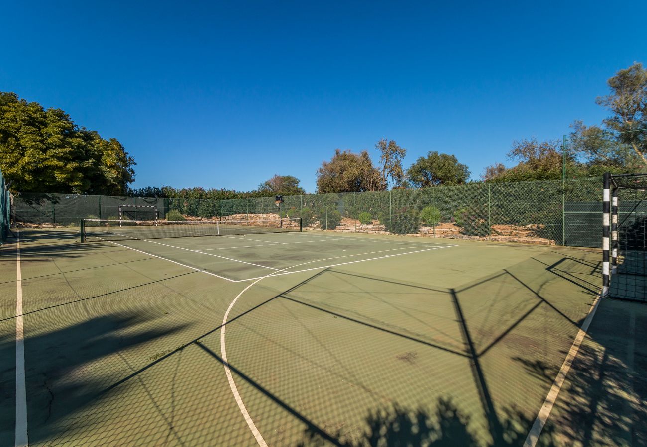 Villa em Lagos - Jardins da Meia Praia | Moradia | Piscina