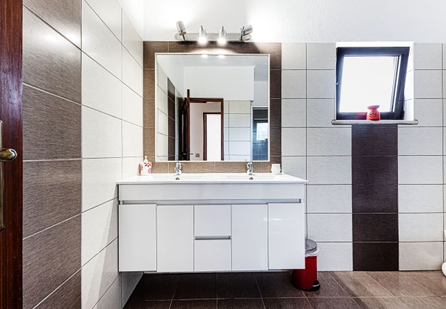 Villa em Porches - Casa do Vale | PET Friendly | Pool Lagoa Retreat Villa em Porches - Casa do Vale | PET Friendly | Pool Lagoa Retreat