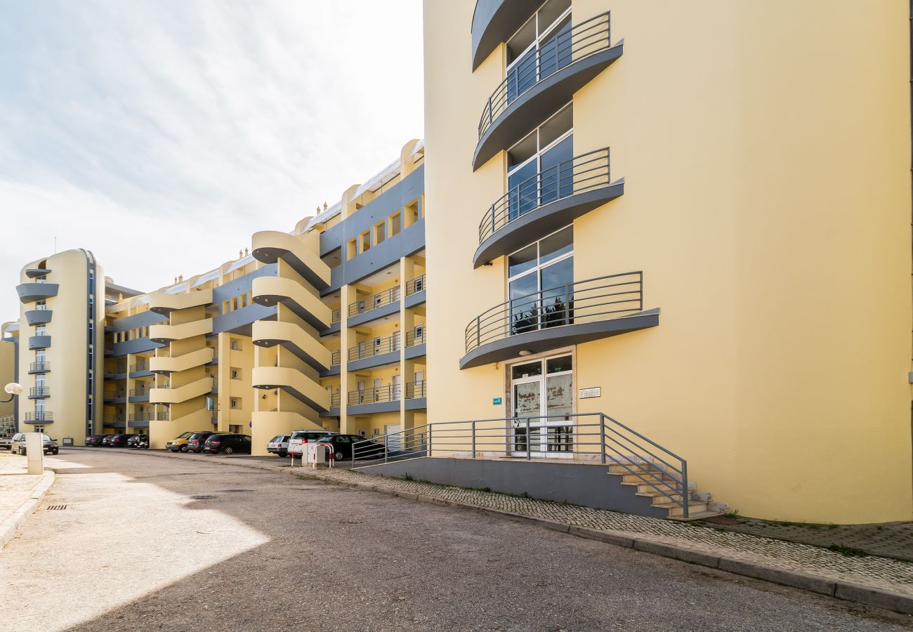 Apartamento em Lagos - Sea View: Meia Praia | Summer Vibes Prime Location