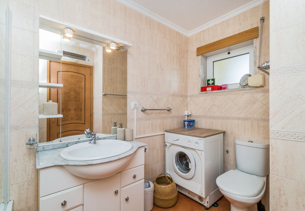 Apartamento em Lagos - Sea View: Meia Praia | Summer Vibes Prime Location