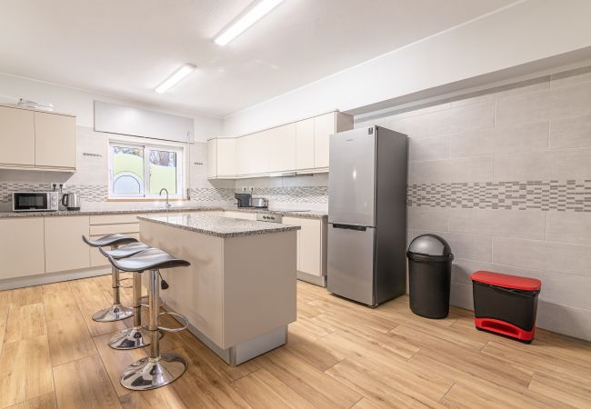 Villa em Lagos - Villa Dean: Private Pool | For Families | AC & WI- Villa em Lagos - Villa Dean: Private Pool | For Families | AC & WI-