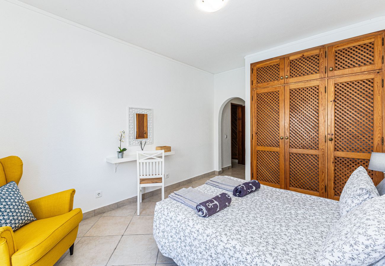 Apartamento em Lagos - Moinhos: Location | Pool | Families and Couples 