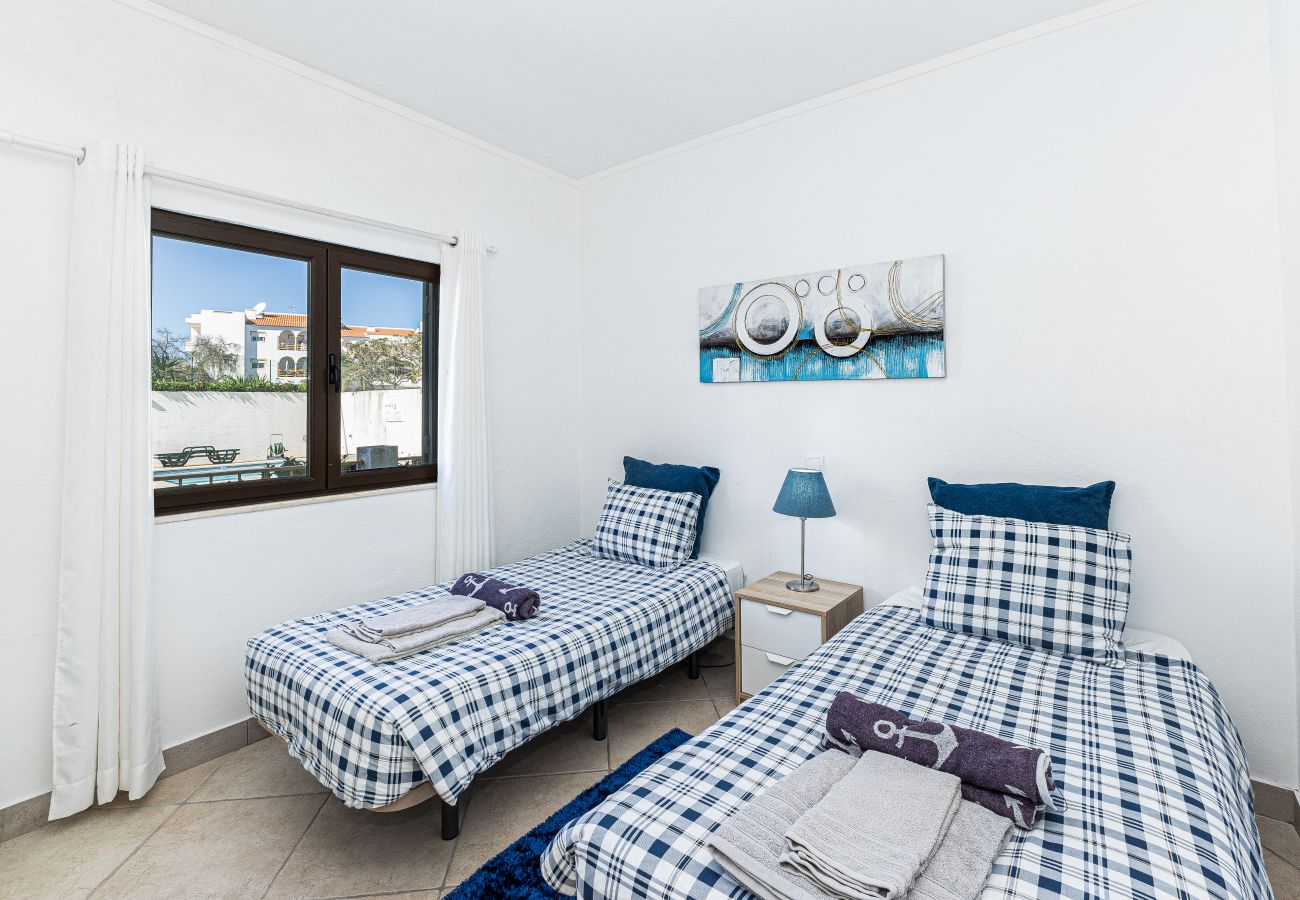 Apartamento em Lagos - Moinhos: Location | Pool | Families and Couples 