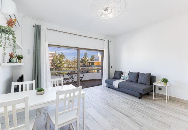 Apartamento em Portimão - Praia da Rocha | AC | PET Friendly | Near the beach