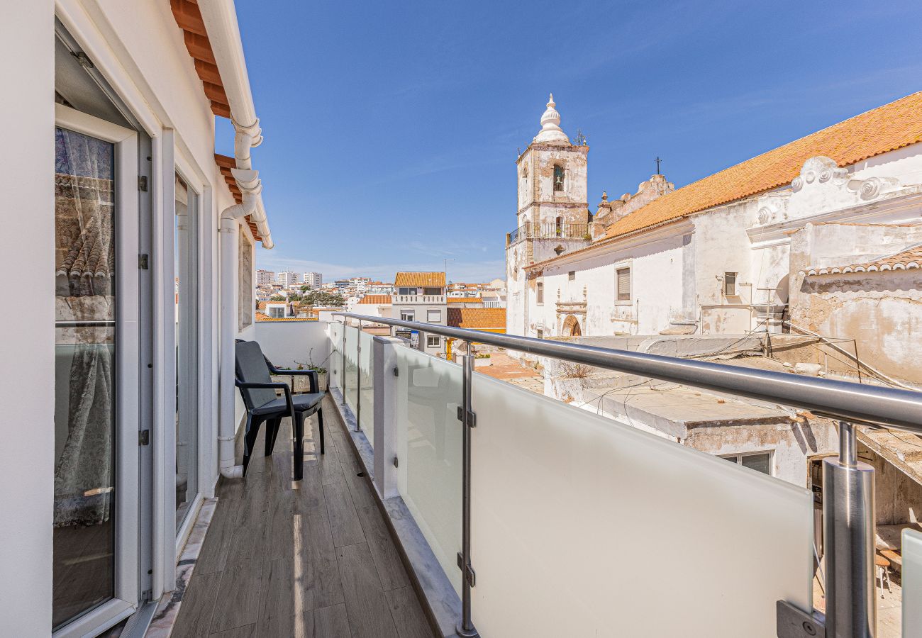 Apartamento em Lagos - Top Floor  apartment / Casa da Avo 