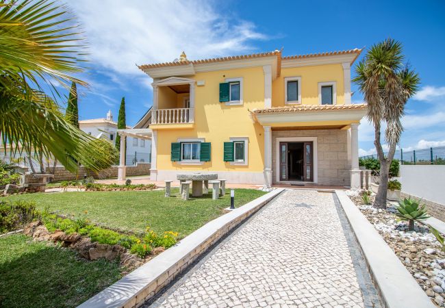 Villa em Albufeira - Villa Iris Villa em Albufeira - Villa Iris