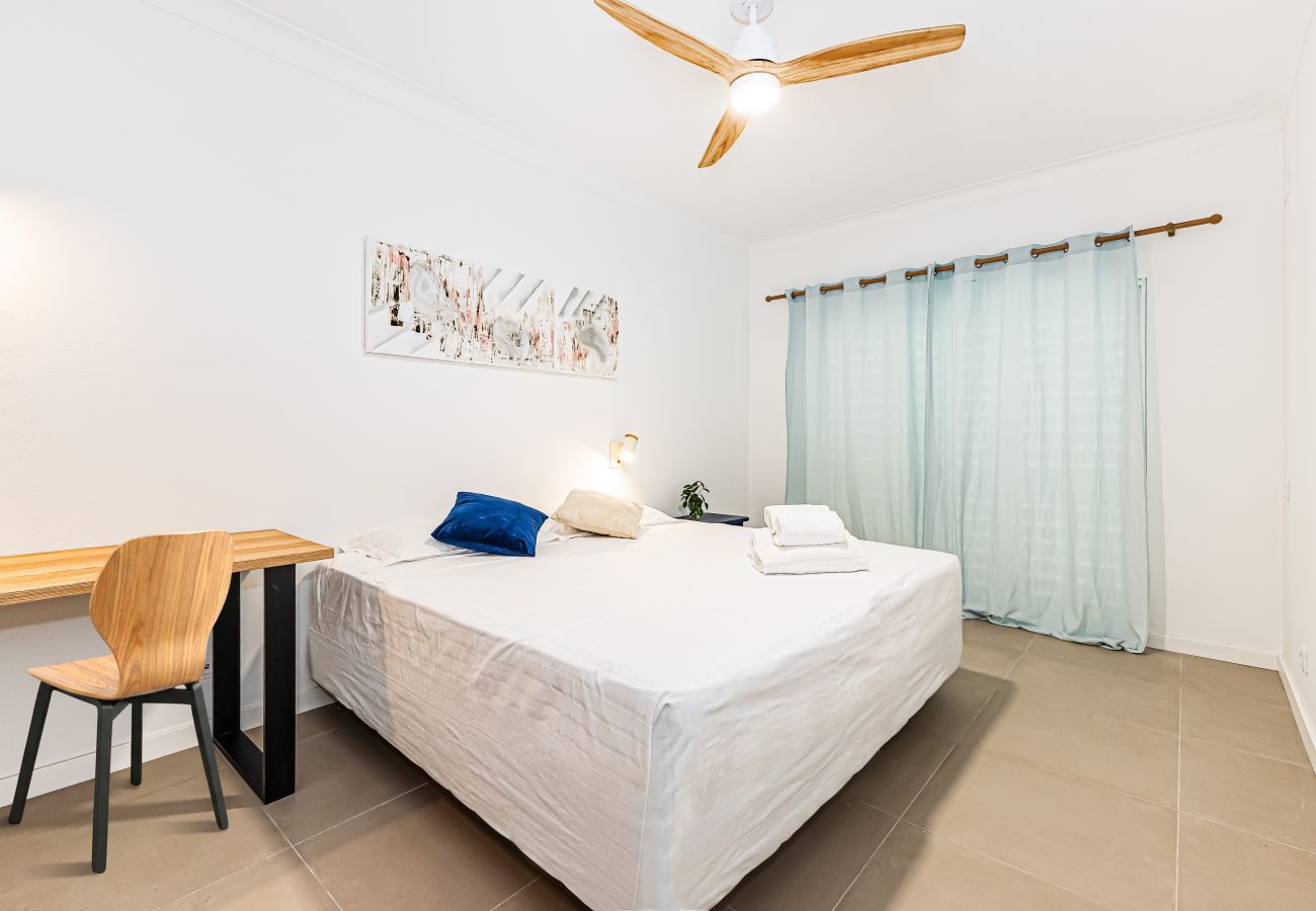 Villa em Lagos - Chilling In Lagos House | Pool | BBQ | Retreat