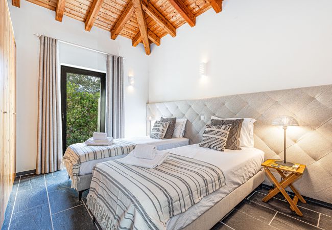 Casa em Marmelete - Casa Corsino | Heated & salt pool | Entire Villa | Families & Wifi