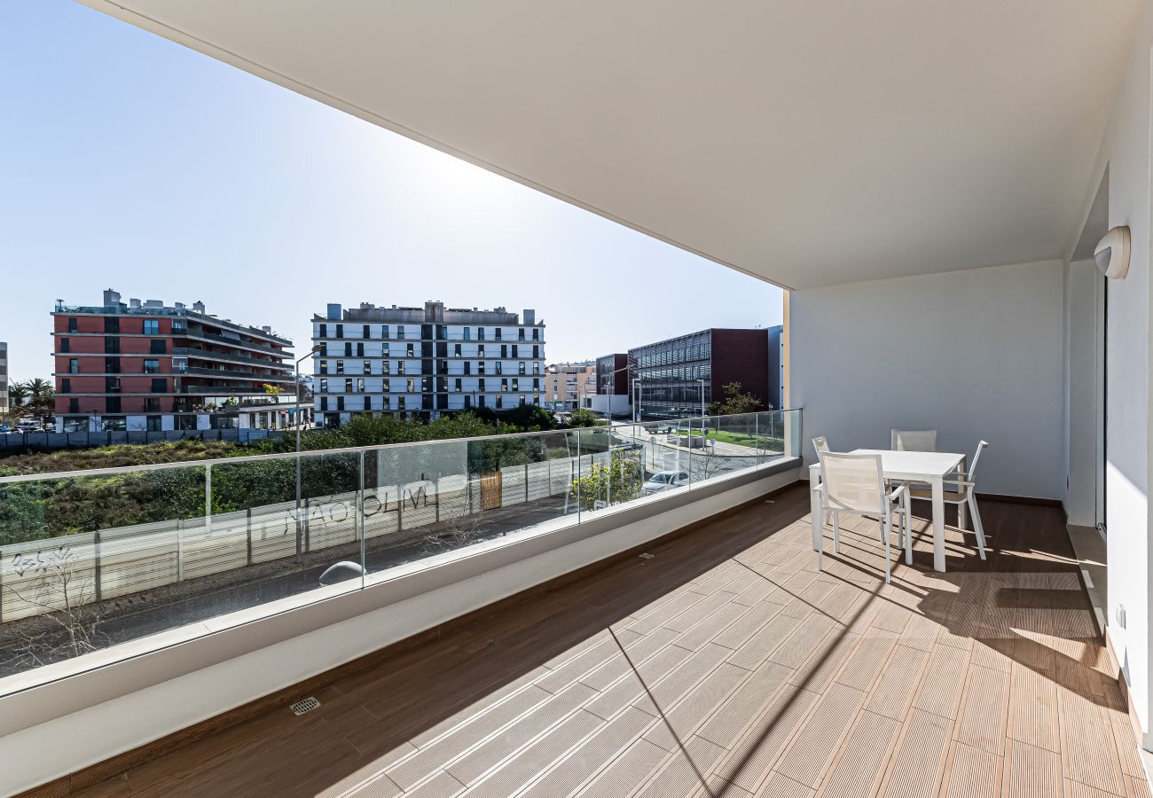 Apartamento em Lagos - Adega Deluxe |  Pool and Gym | Top Location