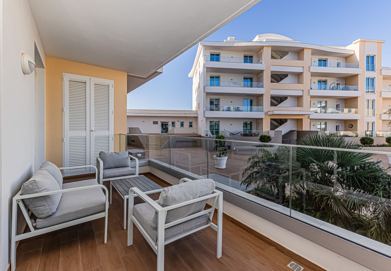 Apartamento em Lagos - Adega Deluxe |  Pool and Gym | Top Location