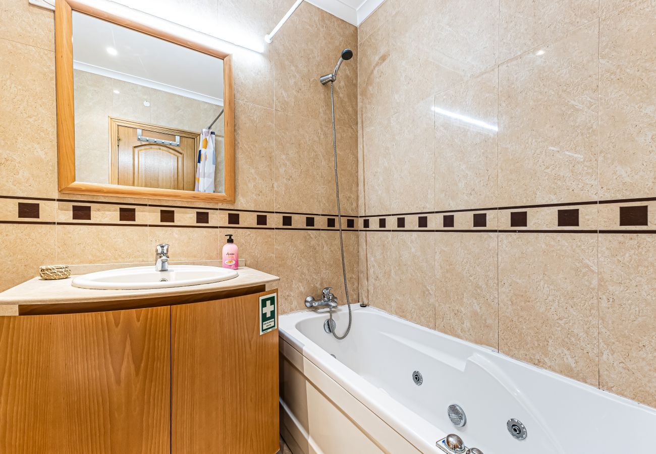 Apartamento em Portimão - Joia Da Rocha | Beach | Parking