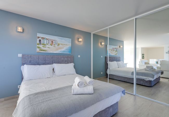 Apartamento em Lagos - Casa Lynda Lagos City Centre Apartamento em Lagos - Casa Lynda Lagos City Centre