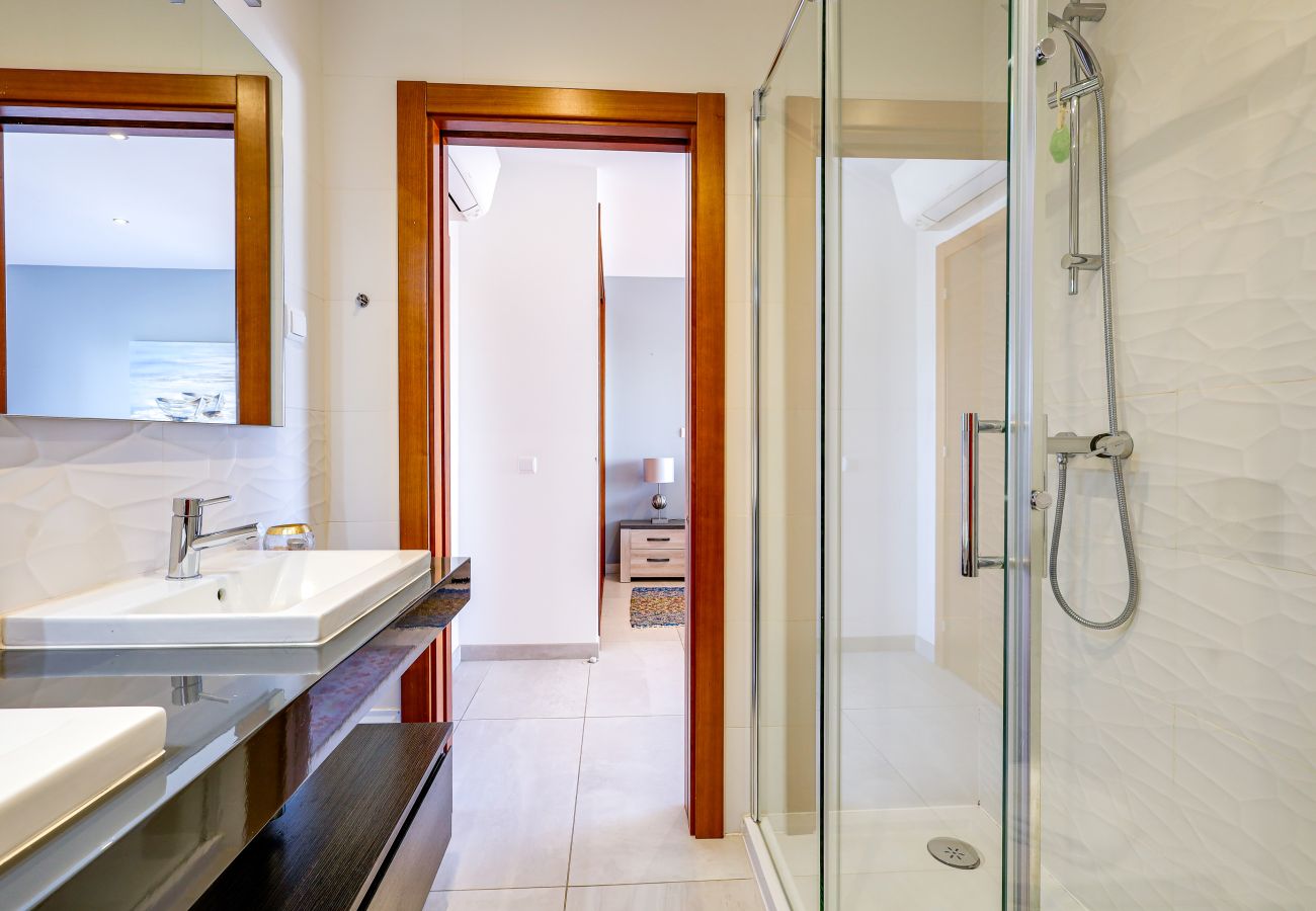 Apartamento em Lagos - Casa Lynda Lagos City Centre