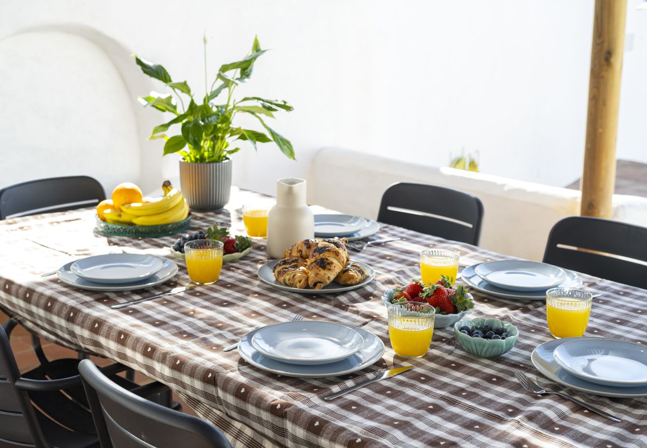 Casa rural em Salvada - Casa Oliva Refúgio Rural Contemporâneo