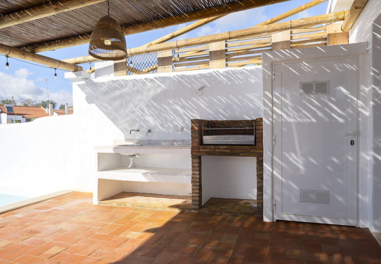 Casa rural em Salvada - Casa Oliva Refúgio Rural Contemporâneo