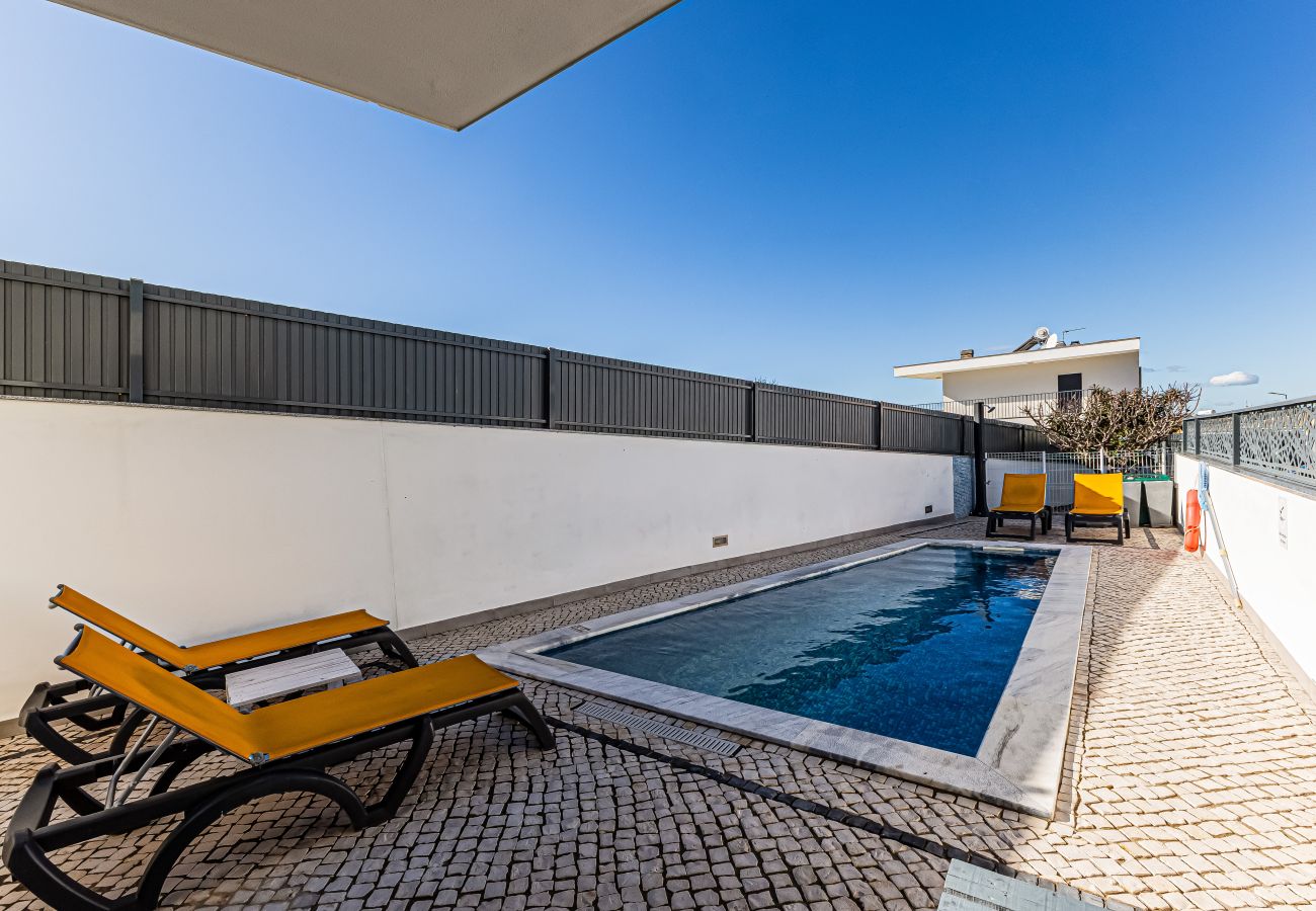 Casa em Armação de Pêra - Casa Colina II – Pool, BBQ & Family Retreat
