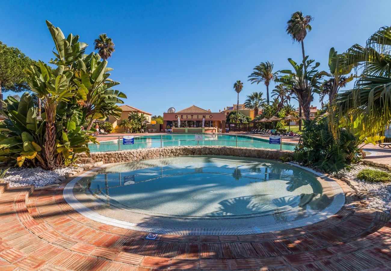 Villa em Lagos - Charmosa moradia T3 geminada – Jardins da Meia Praia