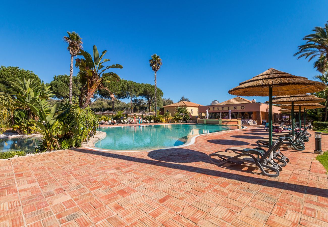 Villa em Lagos - Charmosa moradia T3 geminada – Jardins da Meia Praia