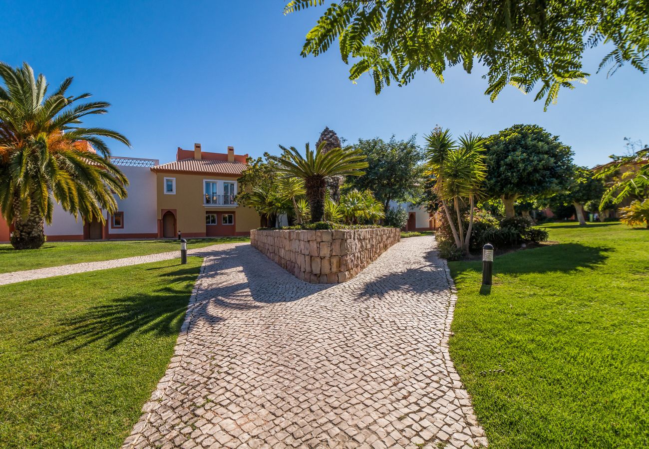 Villa em Lagos - Charmosa moradia T3 geminada – Jardins da Meia Praia