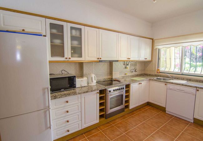 Villa in Vilamoura - Villa Bonita Villa in Vilamoura - Villa Bonita
