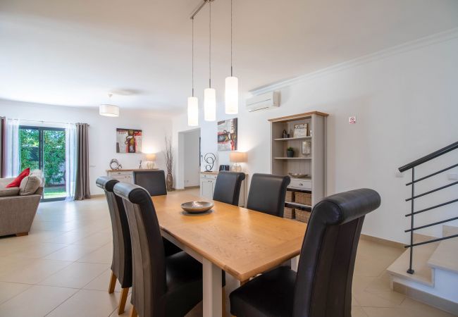 Terraced House in Almancil - Casa no Sol Terraced House in Almancil - Casa no Sol