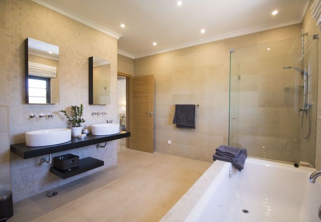 Villa in Almancil - Villa Esmeralda Villa in Almancil - Villa Esmeralda