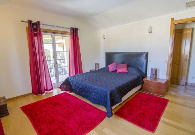 Villa in Quinta do Lago - Villa Lira Villa in Quinta do Lago - Villa Lira