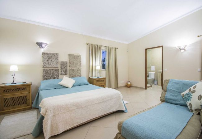 Villa in Estoi - Villa Panoramica Villa in Estoi - Villa Panoramica