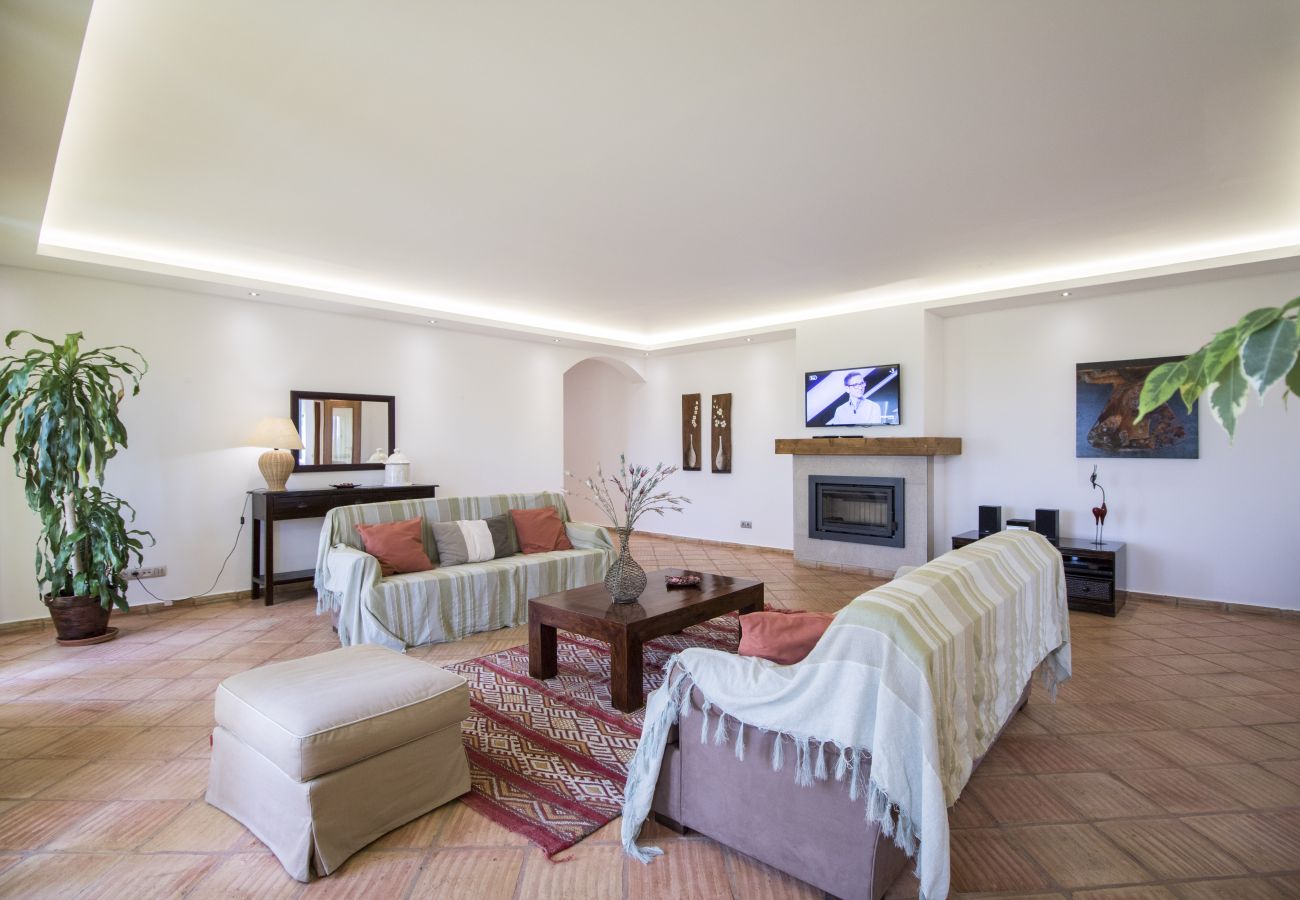 Cottage in Estoi - Casa Serena