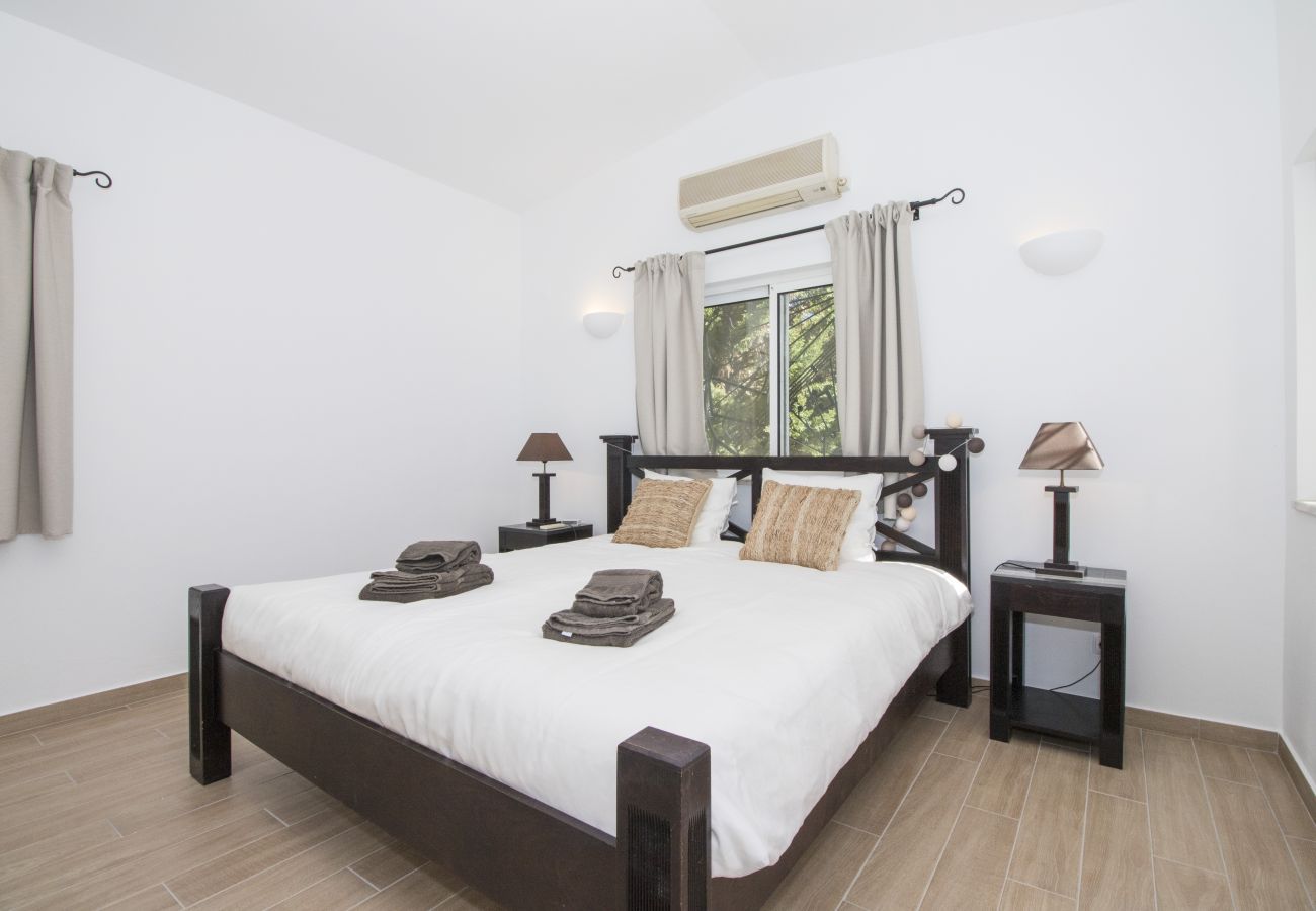 Villa in Faro - Casa Caribe