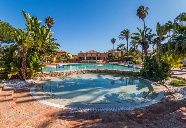 Villa in Lagos - Jardins da Meia Praia: Villa | Pool | Family Villa in Lagos - Jardins da Meia Praia: Villa | Pool | Family