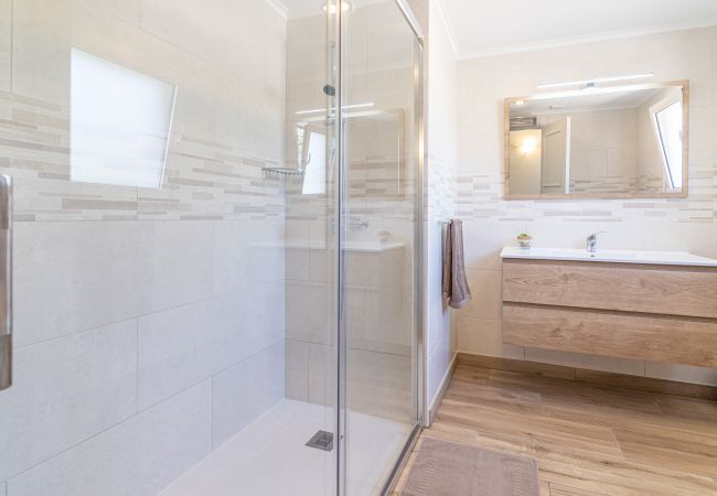 Villa in Lagos - Villa Dean: Private Pool | For Families | AC & WI- Villa in Lagos - Villa Dean: Private Pool | For Families | AC & WI-