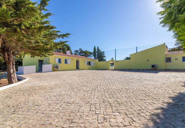 Villa in Lagos - Villa Dean: Private Pool | For Families | AC & WI- Villa in Lagos - Villa Dean: Private Pool | For Families | AC & WI-