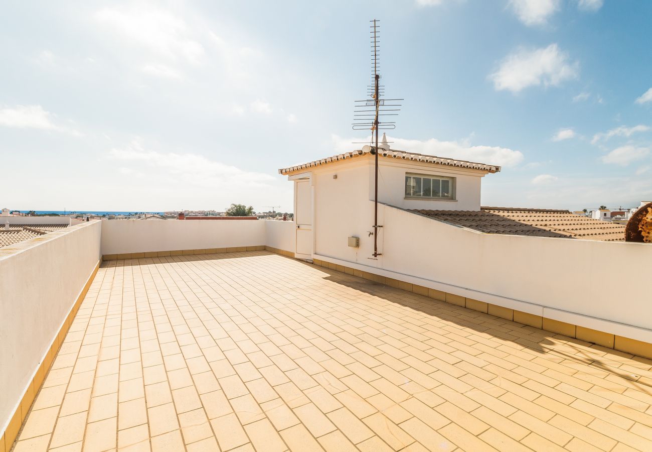 Rent by room in Lagos - New Dawn's Guesthouse - Burgau