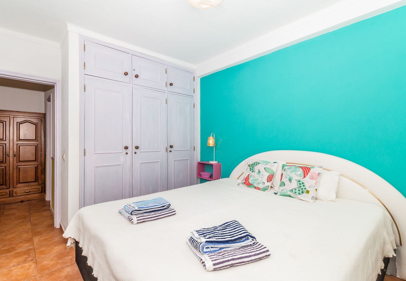 Rent by room in Lagos - Passaro Azul: Ensuite double bedroom
